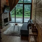 Ujevara E Vogel Villa *