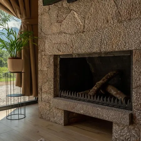 Villa Ujevara E Vogel Theth