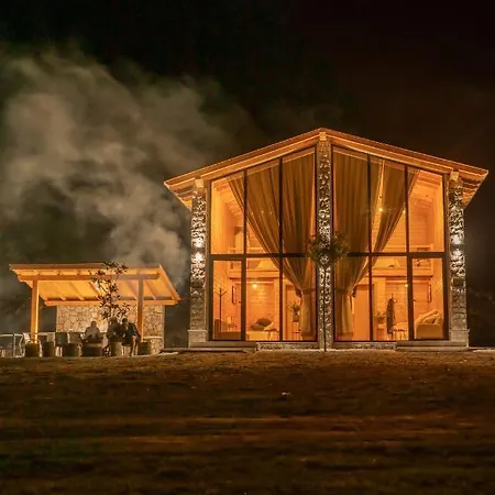 Ujevara E Vogel Theth