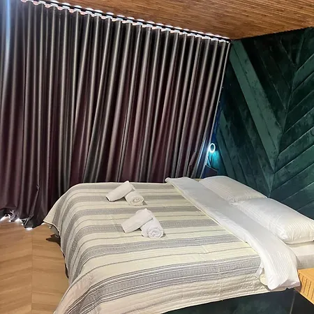 Ujevara E Vogel 빌라 *