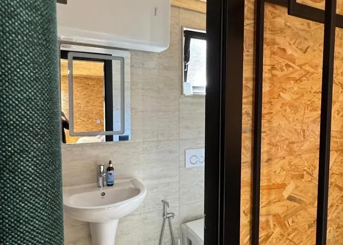 Ujevara E Vogel ヴィラ *