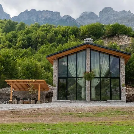 Villa Ujevara E Vogel