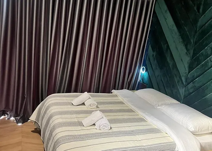 Ujevara E Vogel Villa *