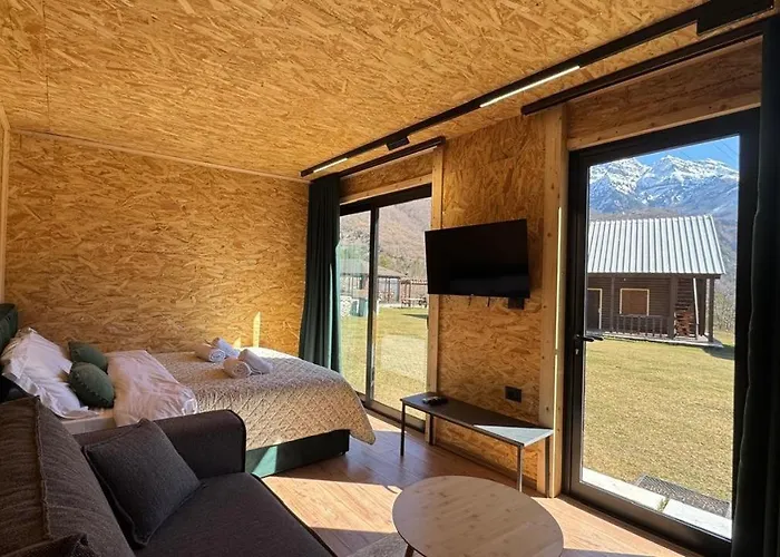 Villa Ujevara E Vogel Theth